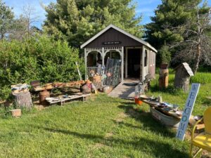 mckenzie lakes orchard and pottery 300x225