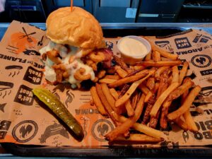 558677977 122150299622796263 3101352826106444119 n 300x225