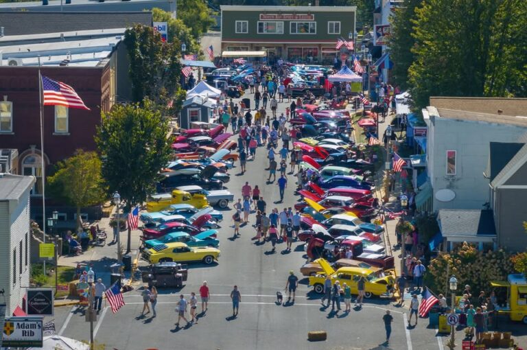 golden days car show 768x510